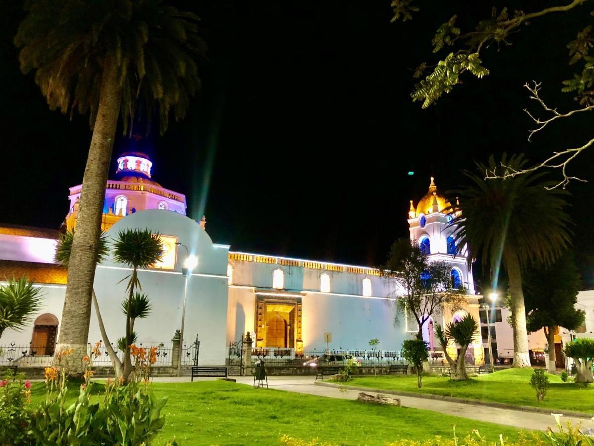 Golden Rest Latacunga Hotel Exterior photo